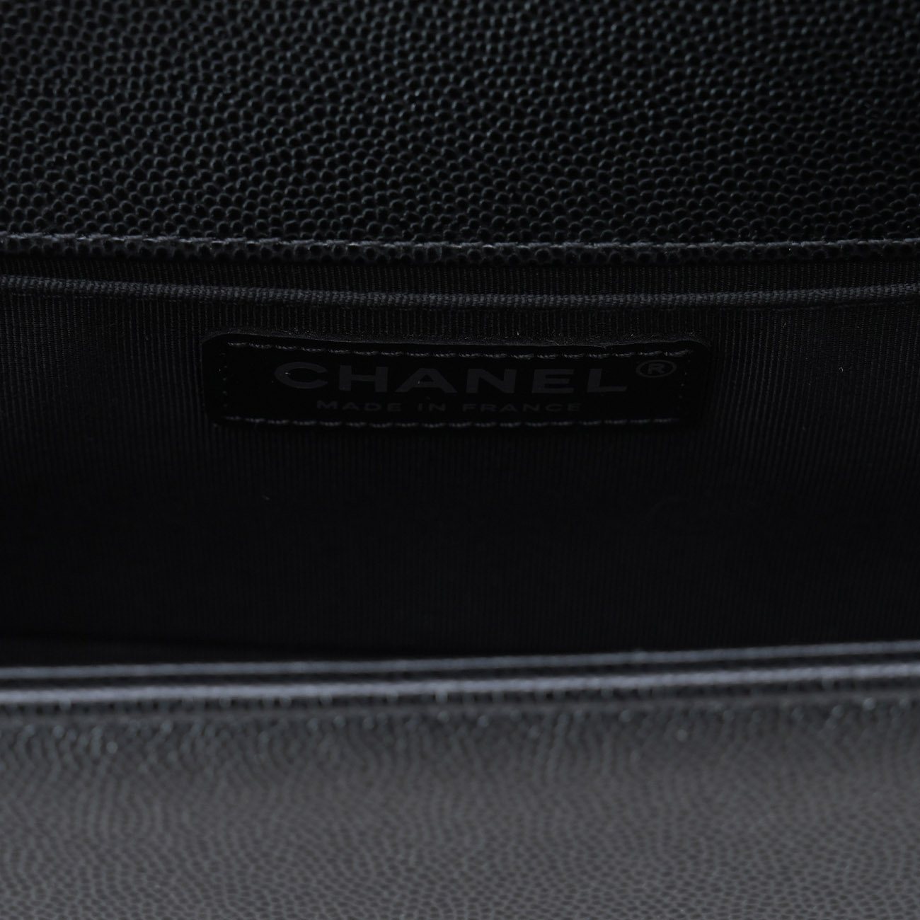 CHANEL(USED)샤넬 캐비어 보이샤넬 미듐 플랩백