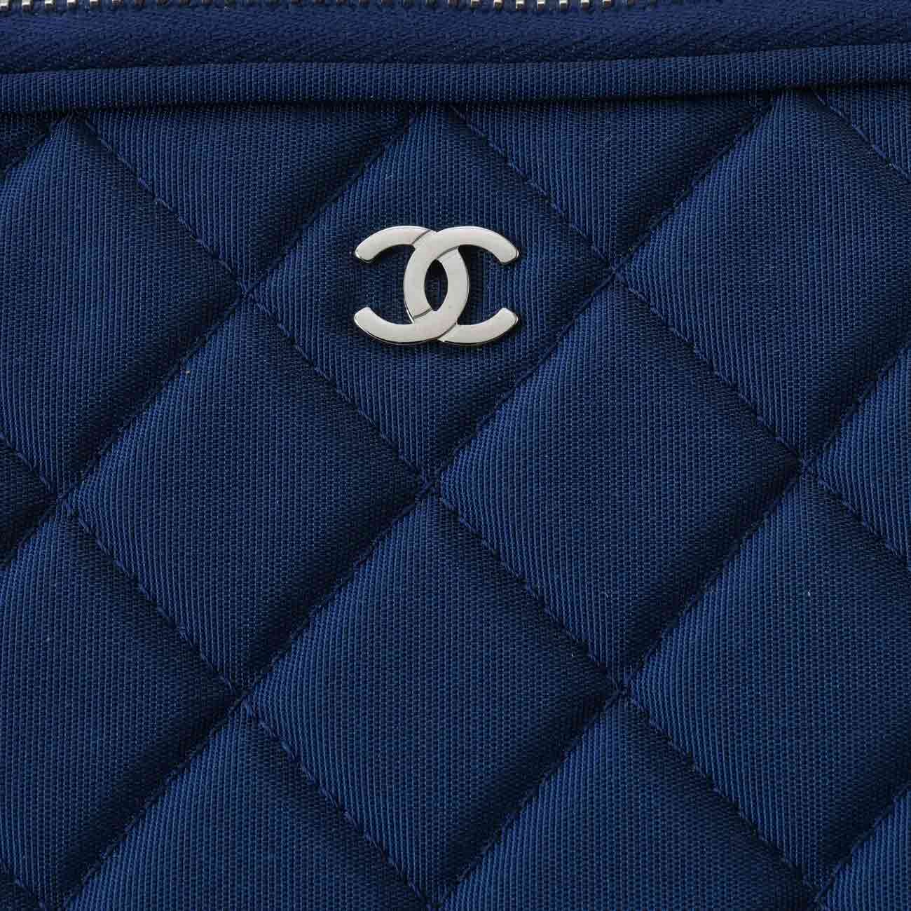 CHANEL(USED)샤넬 클래식 파우치