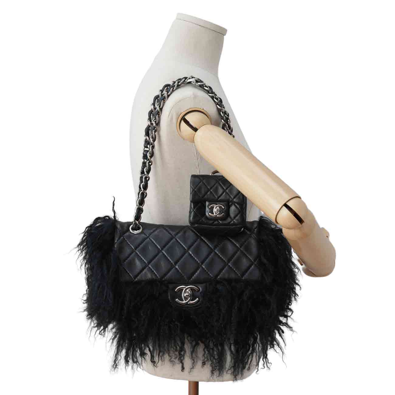 CHANEL(USED)샤넬 시즌 퍼 클래식 미듐 플랩백