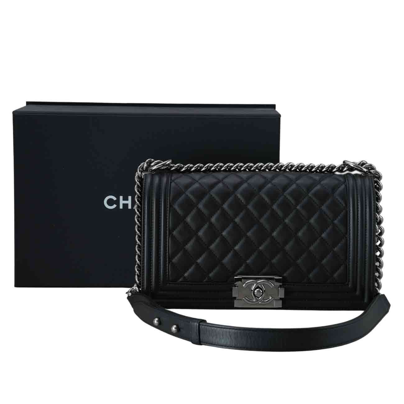 CHANEL(USED)샤넬 램스킨 보이샤넬 미듐 플랩백