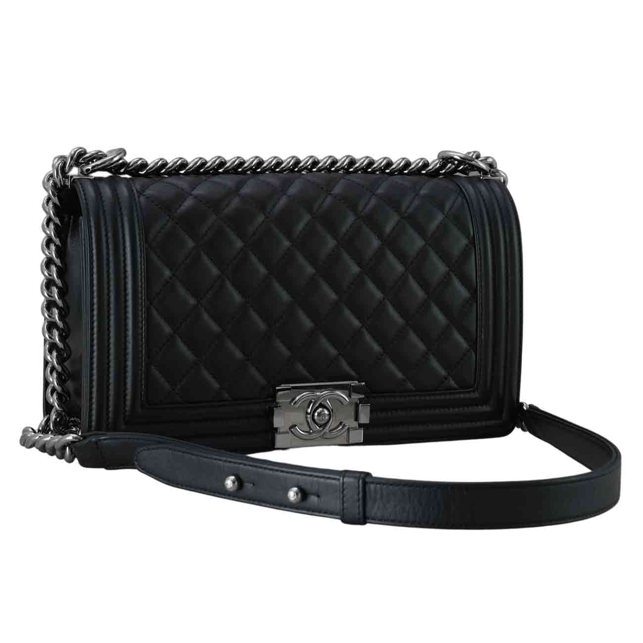 CHANEL(USED)샤넬 램스킨 보이샤넬 미듐 플랩백