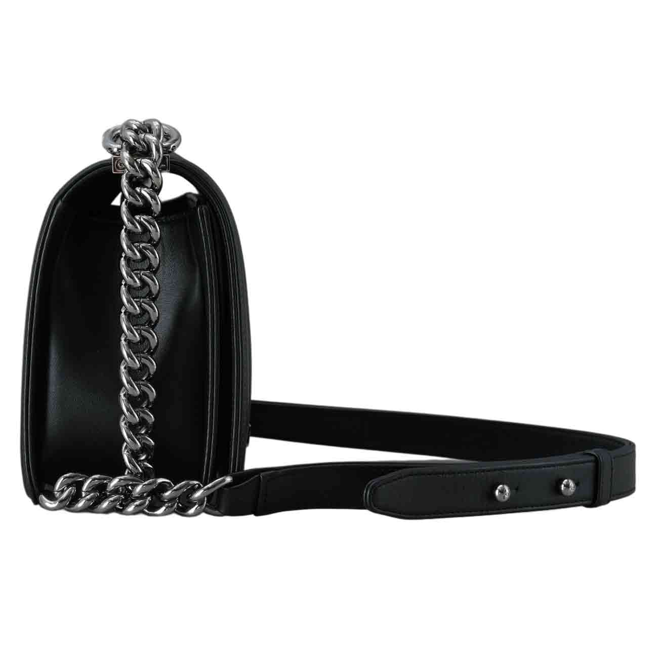 CHANEL(USED)샤넬 램스킨 보이샤넬 미듐 플랩백