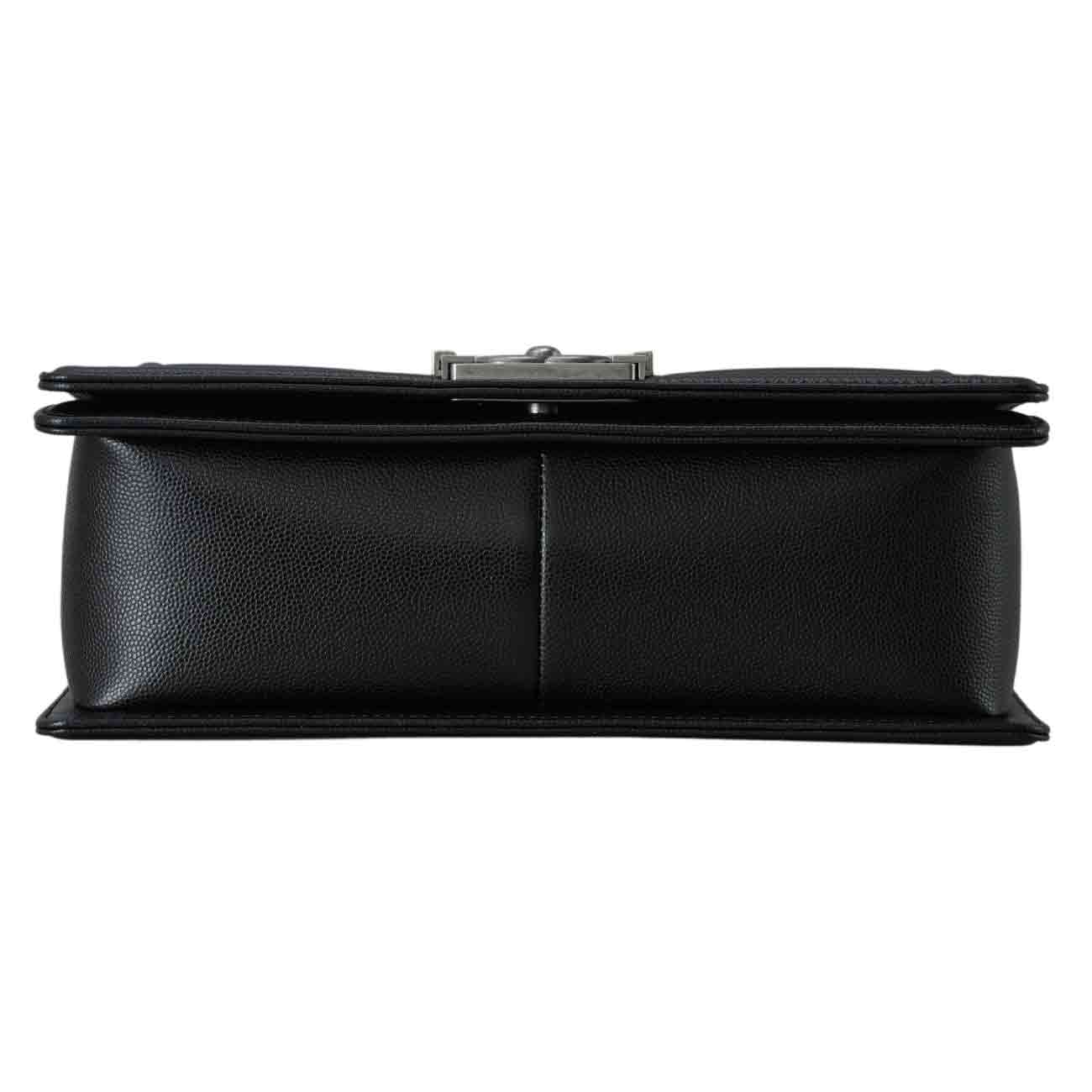 CHANEL(USED)샤넬 캐비어 보이샤넬 미듐 플랩백