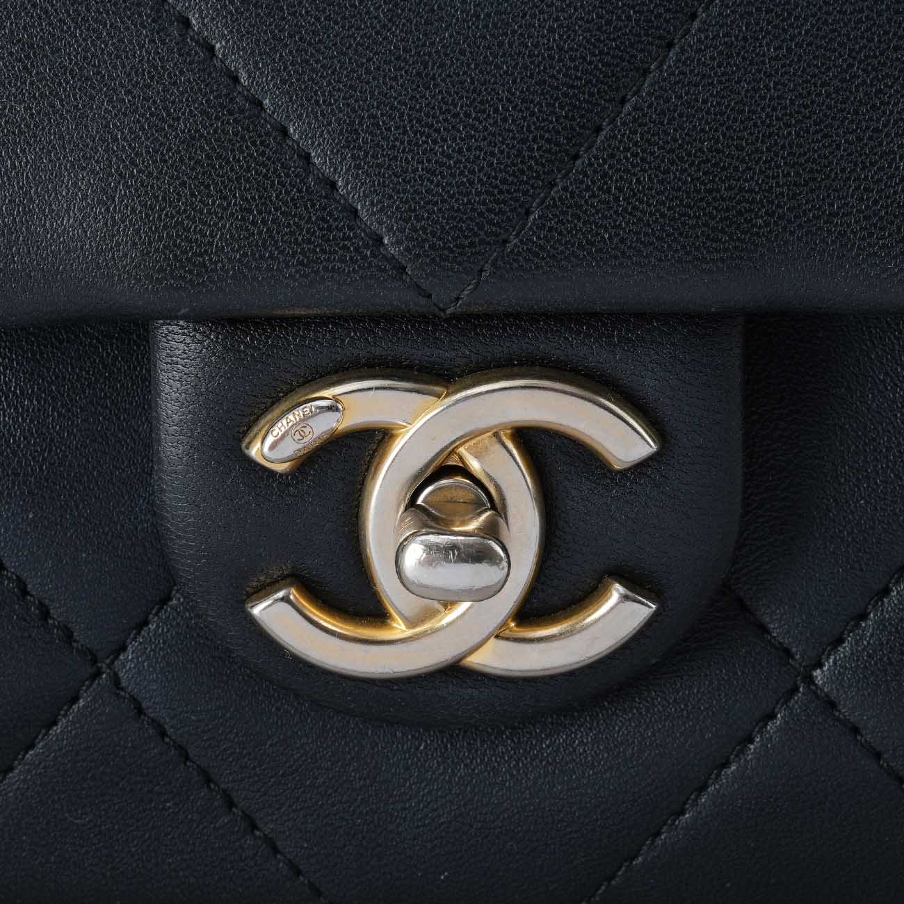 CHANEL(USED)샤넬 AS1466 시즌 스몰 플랩백