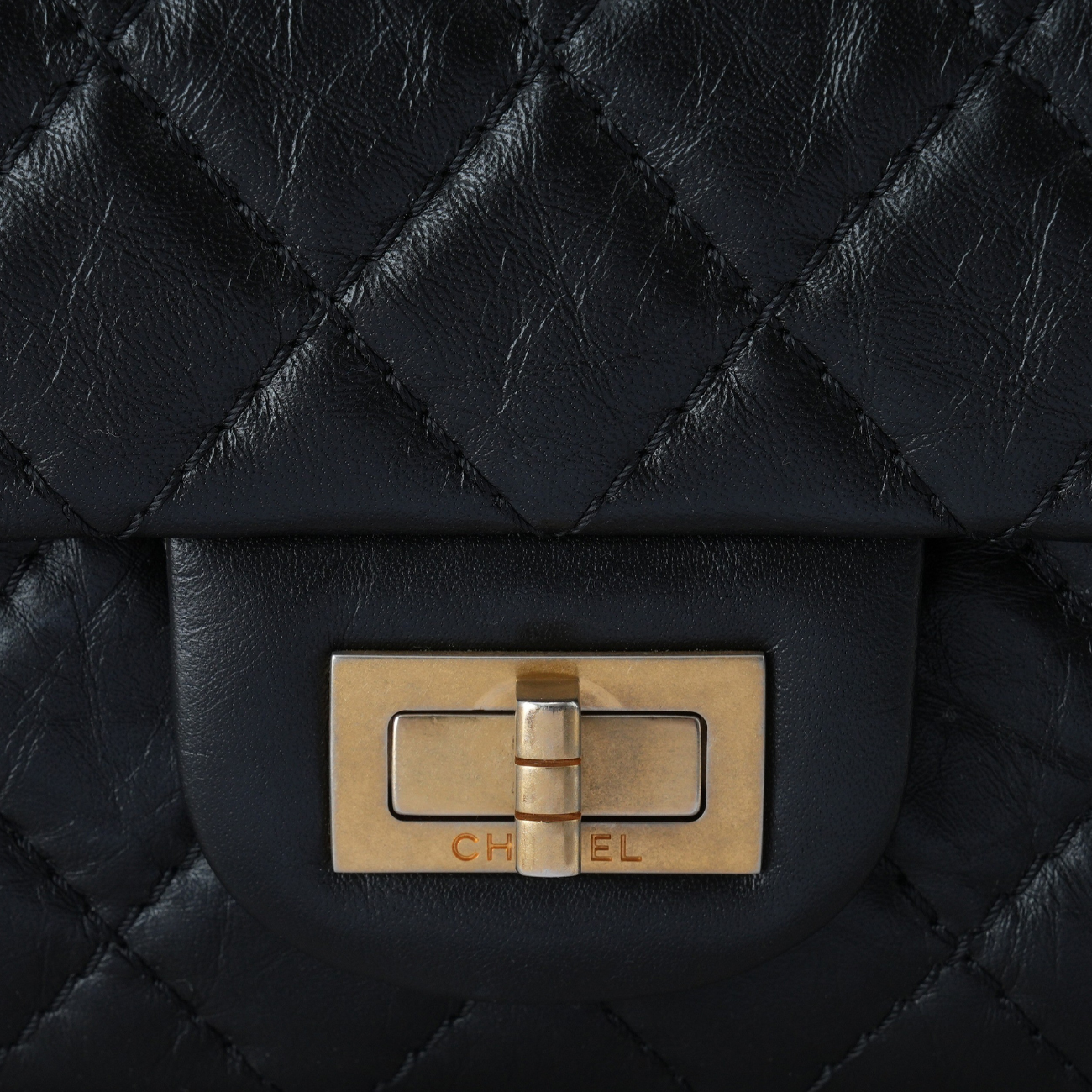 CHANEL(USED)샤넬 2.55 빈티지 클래식 미듐24 금장
