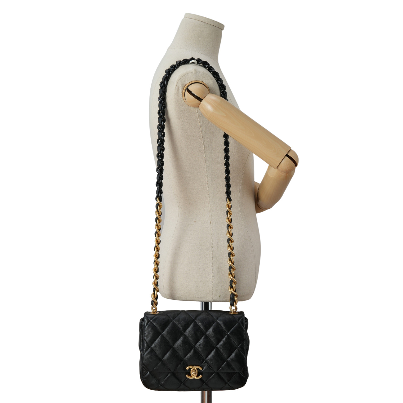 CHANEL(USED)샤넬 시즌 체인 플랩백