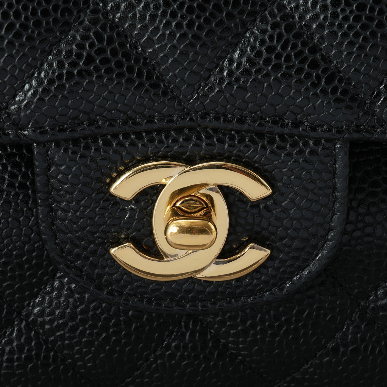 CHANEL(USED)샤넬 클래식 미듐 플랩백