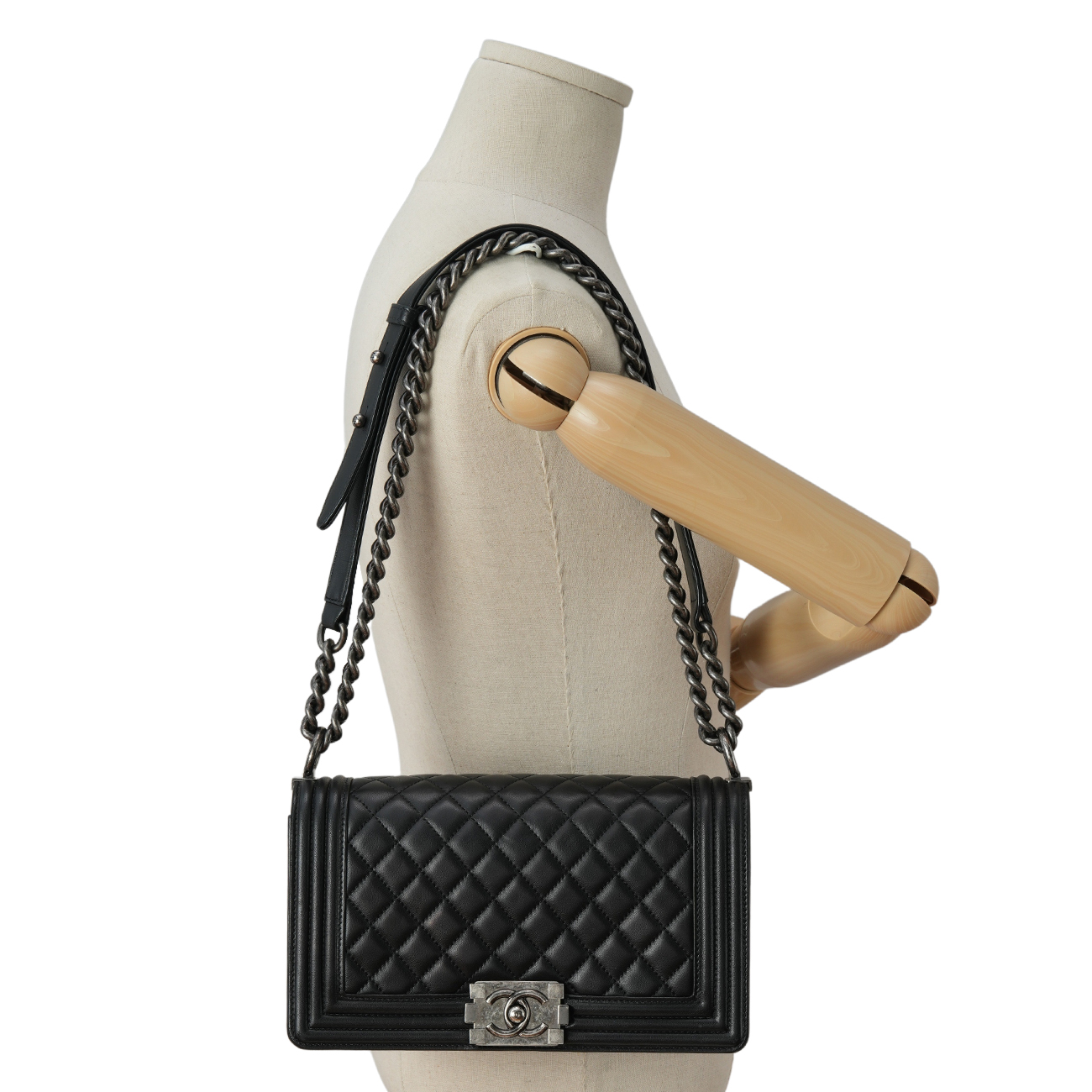 CHANEL(USED)샤넬 보이샤넬 램스킨 미듐 플랩백