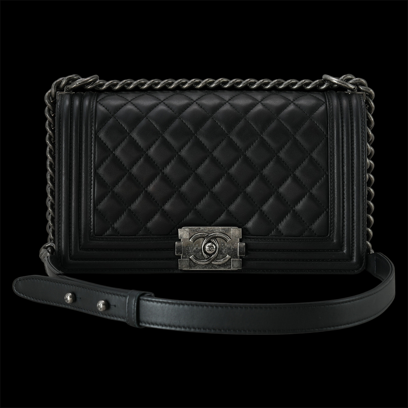 CHANEL(USED)샤넬 보이샤넬 램스킨 미듐 플랩백