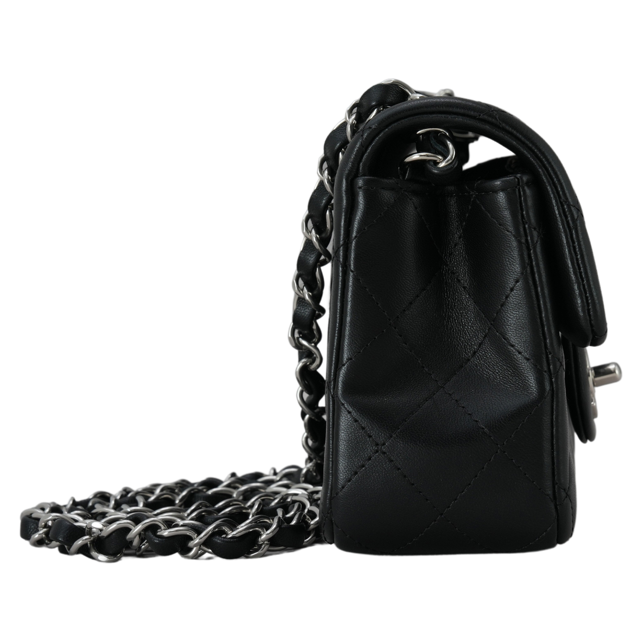 CHANEL(USED)샤넬 A69900 램스킨 클래식 뉴미니 크로스백