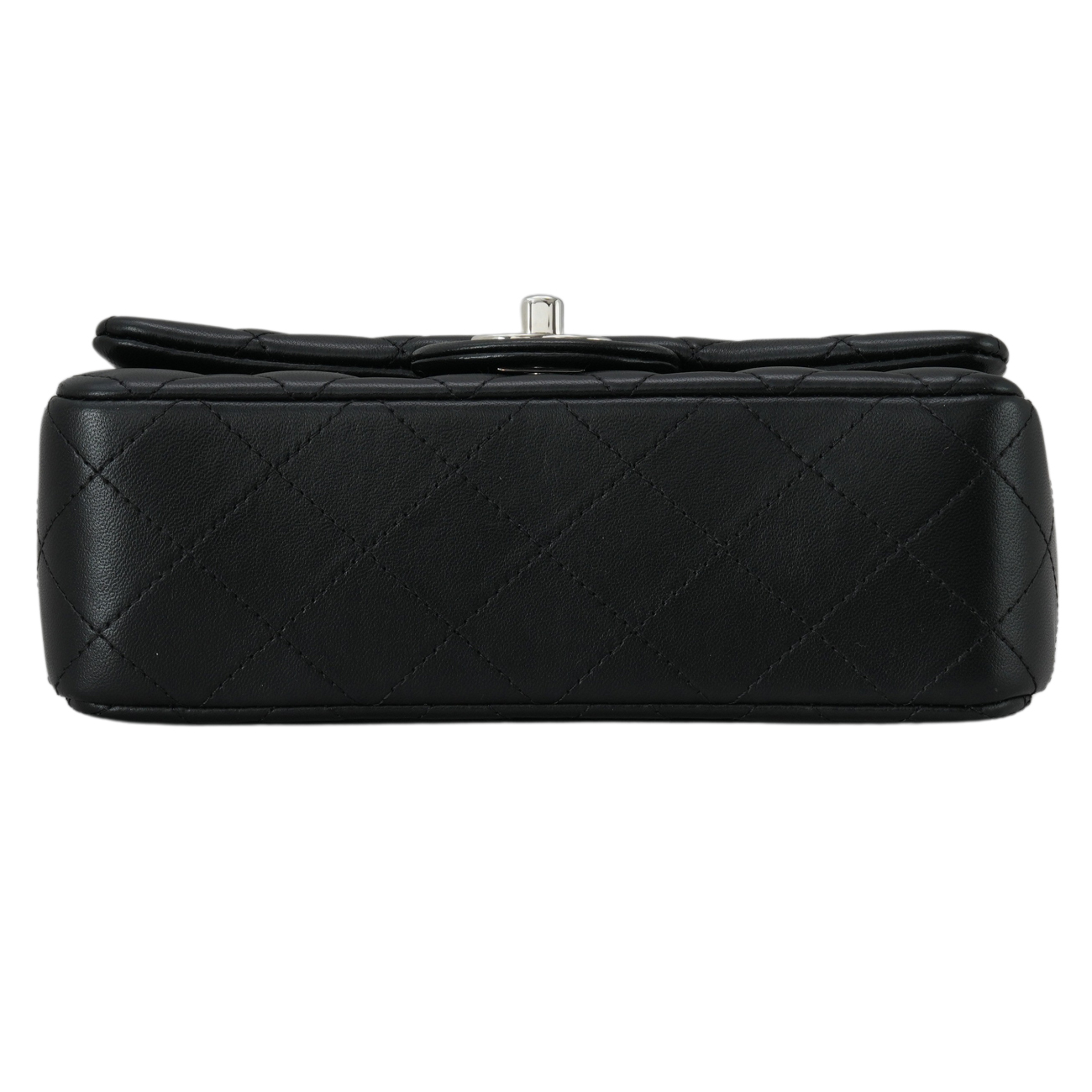 CHANEL(USED)샤넬 A69900 램스킨 클래식 뉴미니 크로스백