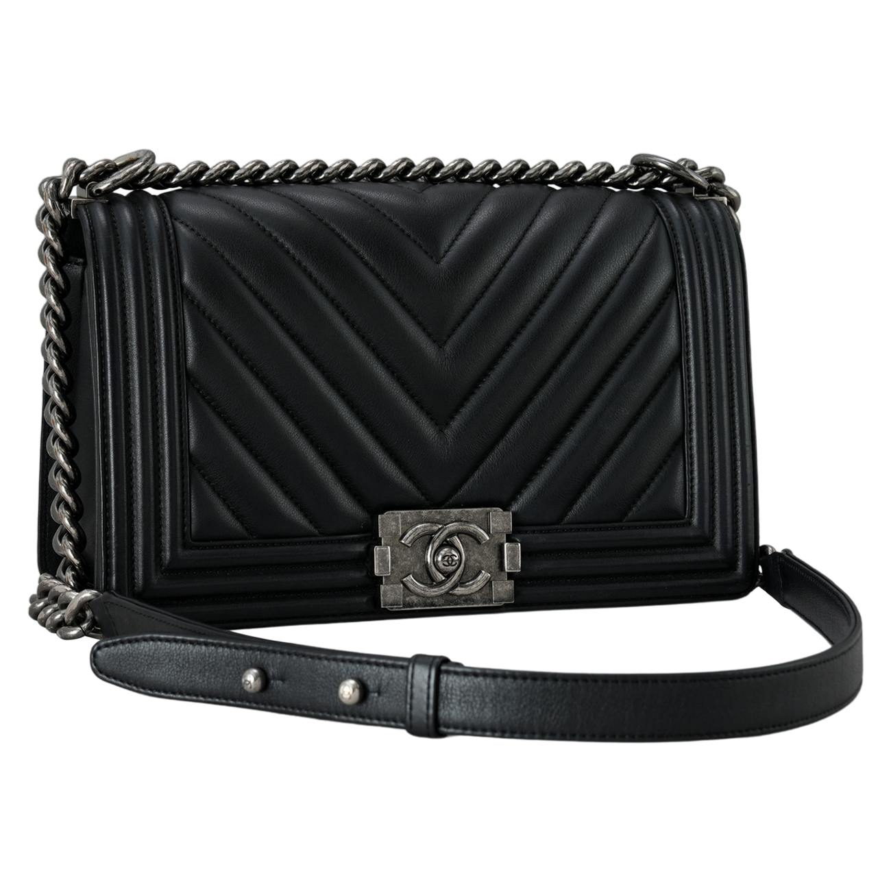 CHANEL(USED)샤넬 보이샤넬 쉐브론 미듐 플랩백