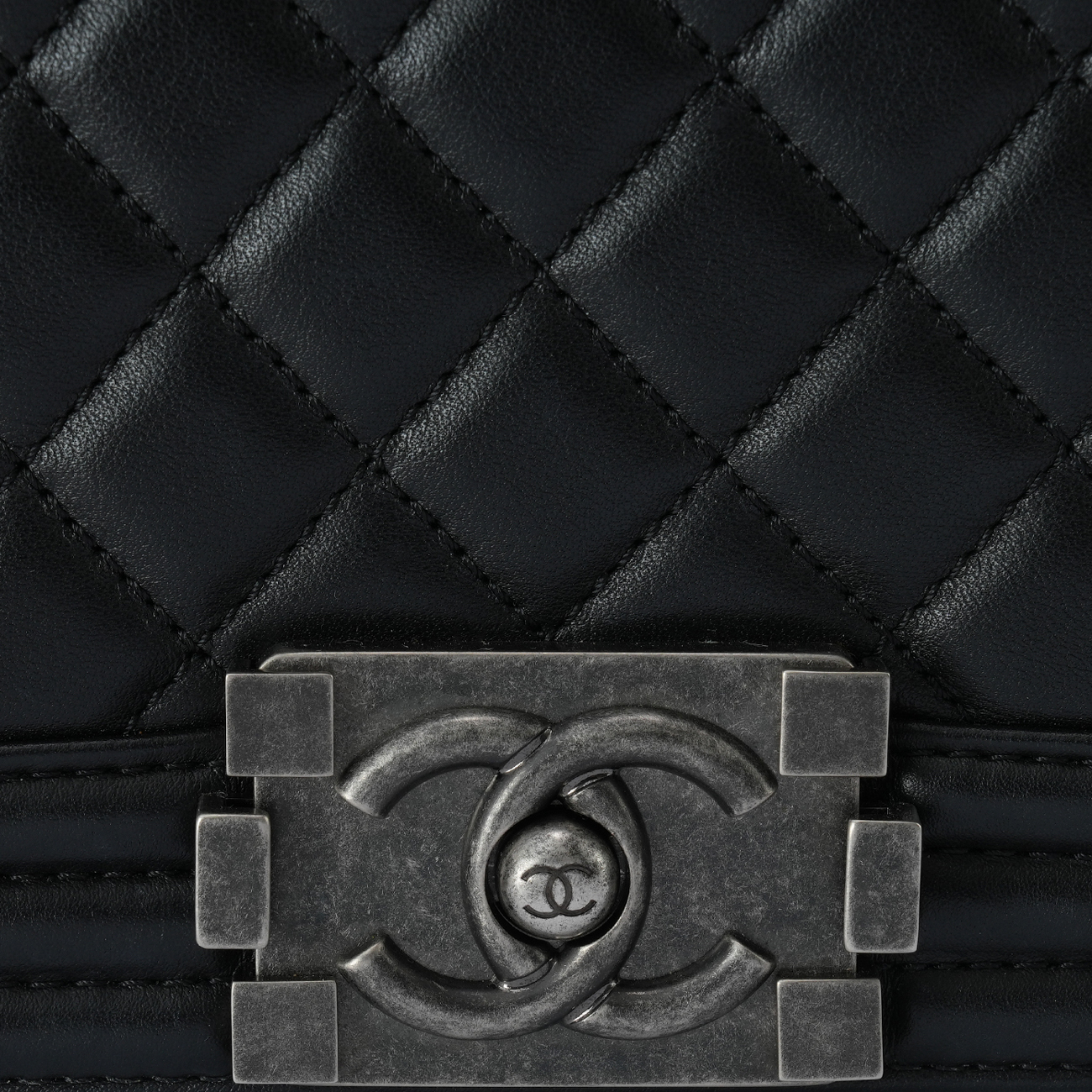 CHANEL(USED)샤넬 보이샤넬 램스킨 미듐