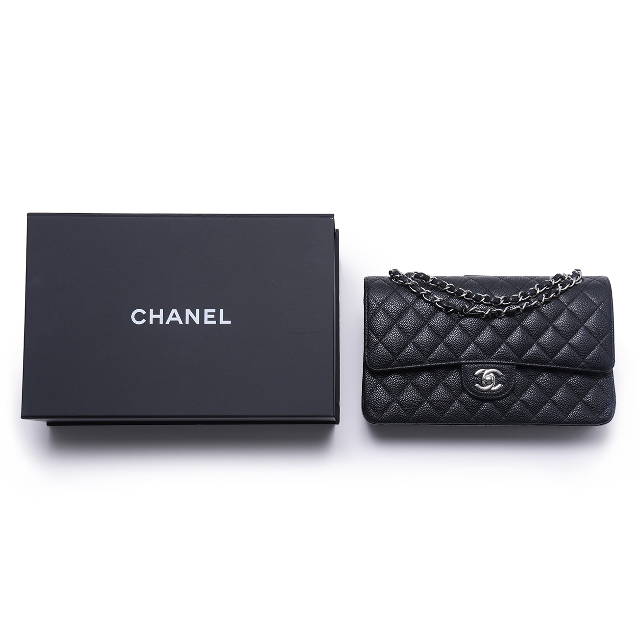 CHANEL(USED)샤넬 캐비어 클래식 미듐 플랩백