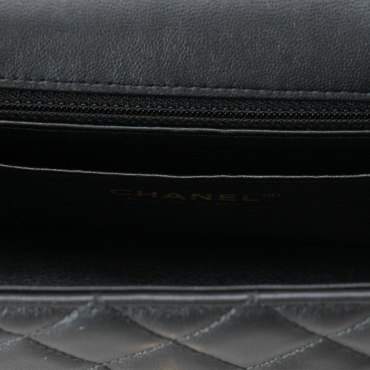 CHANEL(USED)샤넬 A69900 램스킨 클래식 뉴미니 크로스백