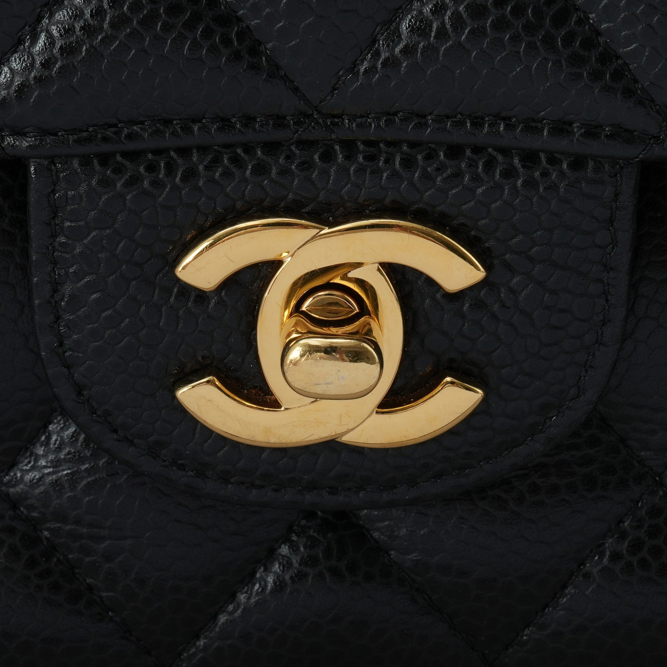 CHANEL(USED)샤넬 캐비어 클래식 미듐 플랩백
