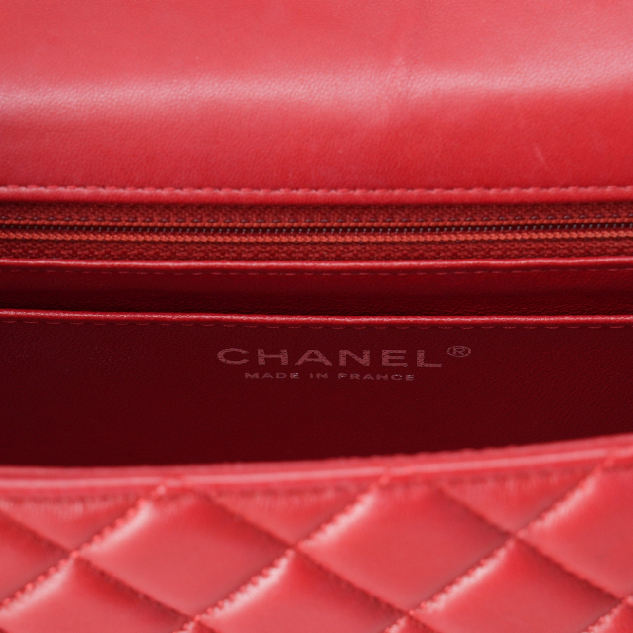 CHANEL(USED)샤넬 클래식 뉴미니 크로스백
