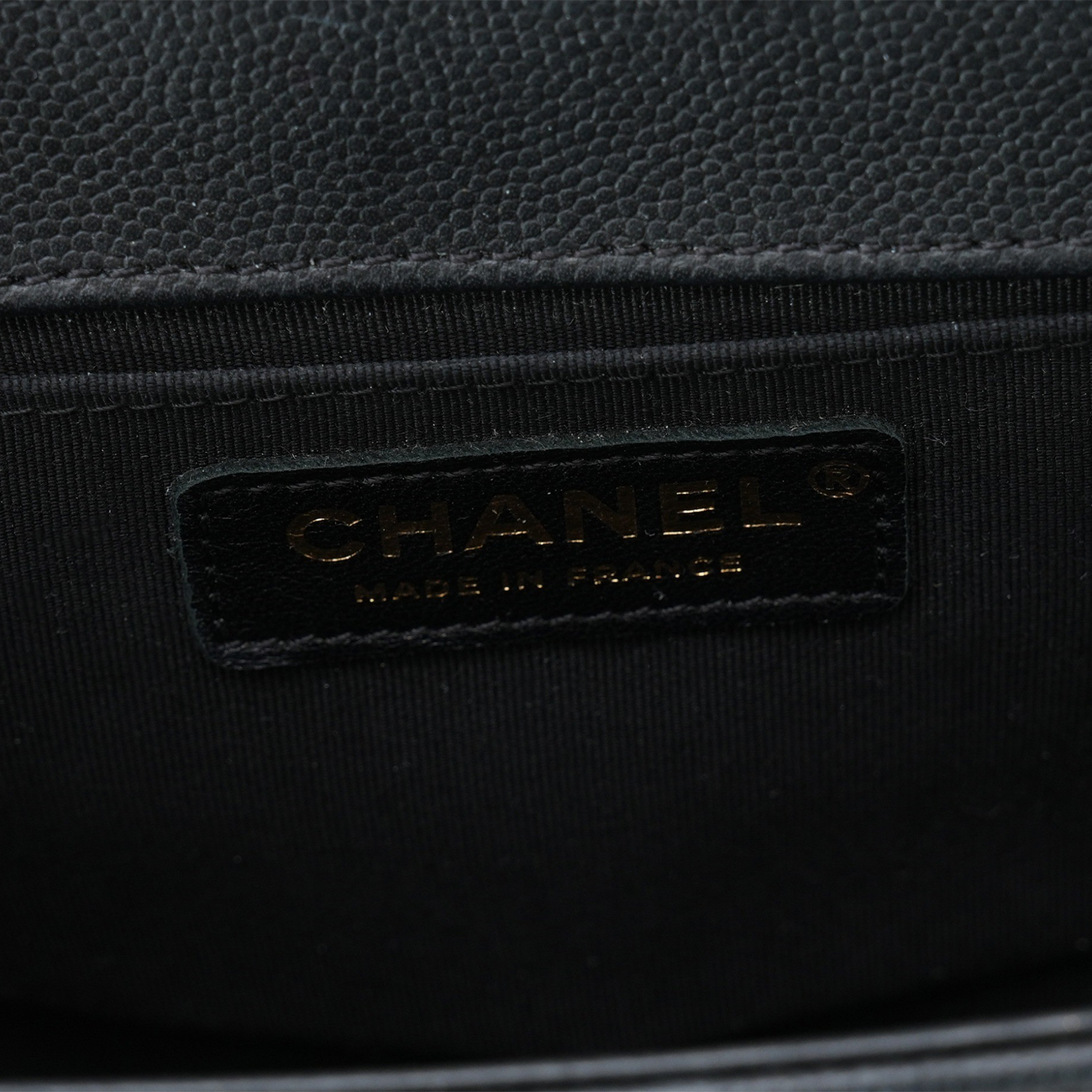 CHANEL(USED)샤넬 캐비어 보이백 미듐 플랩백