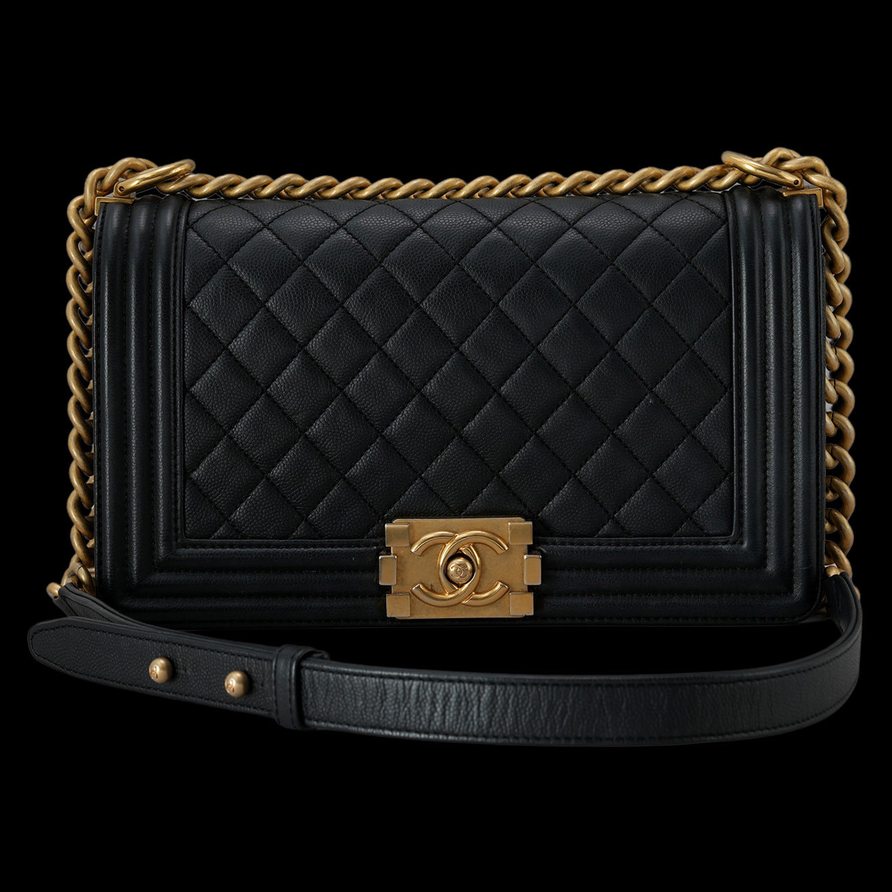 CHANEL(USED)샤넬 캐비어 보이백 미듐 플랩백