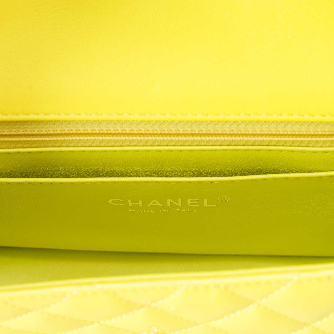 CHANEL(USED)샤넬 클래식 페이던트 뉴미니 크로스백
