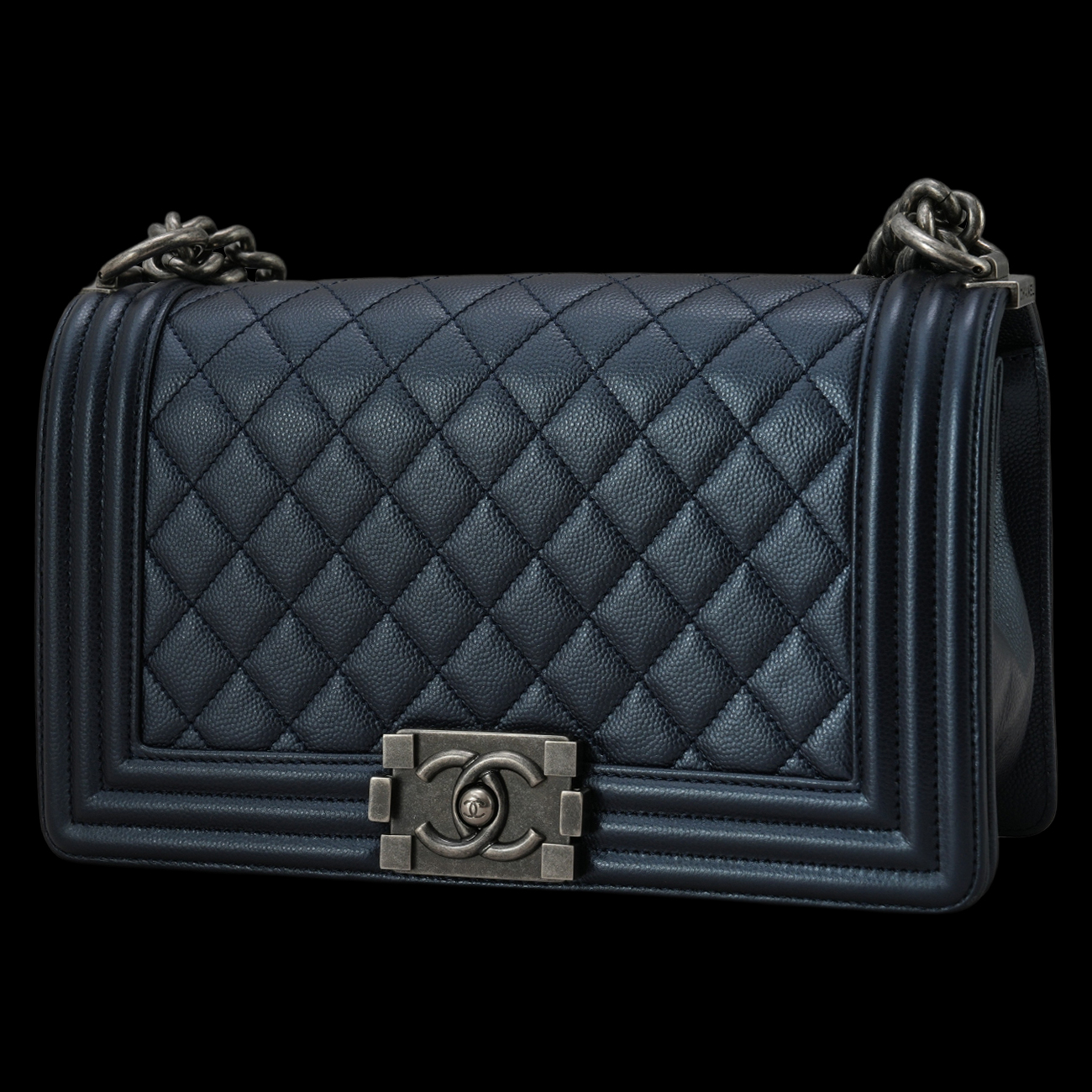 CHANEL(USED)샤넬 캐비어 보이샤넬 미듐 플랩백