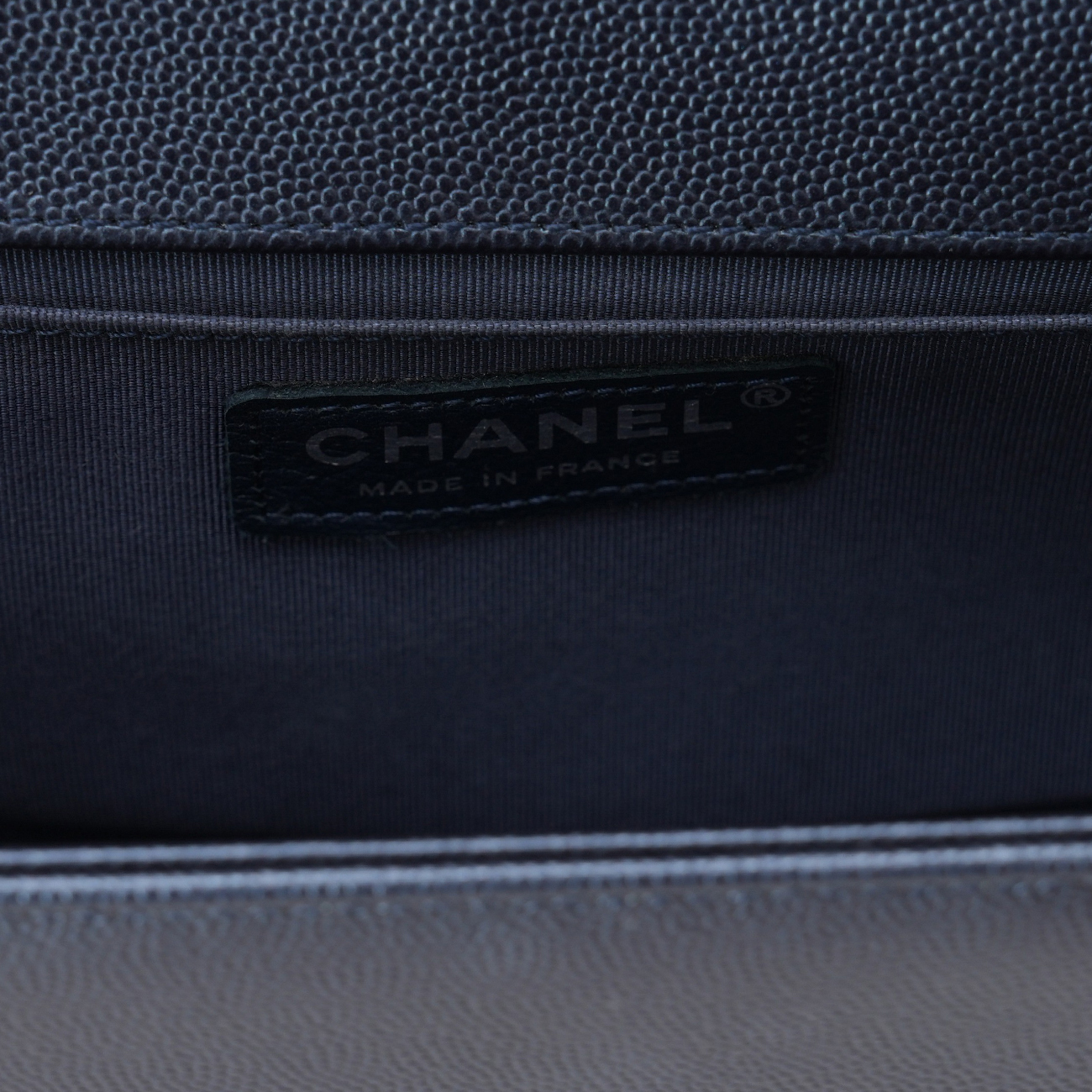 CHANEL(USED)샤넬 캐비어 보이샤넬 미듐 플랩백