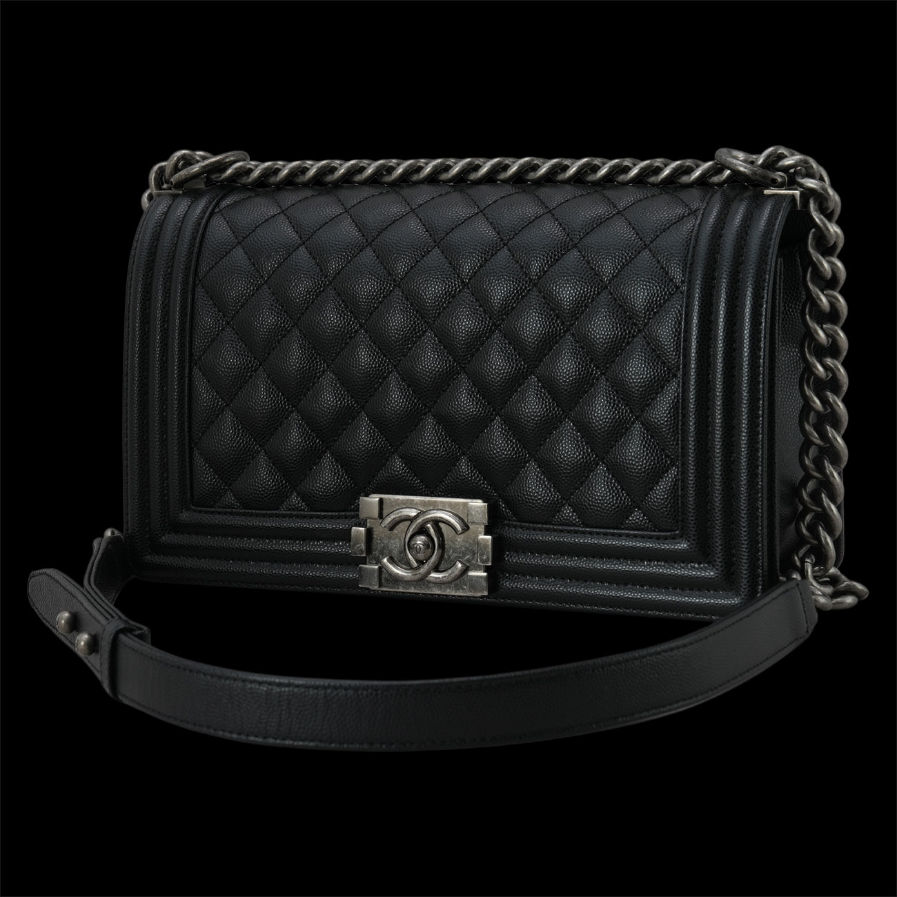 CHANEL(USED)샤넬 A67086 캐비어 보이샤넬 미듐 플랩백