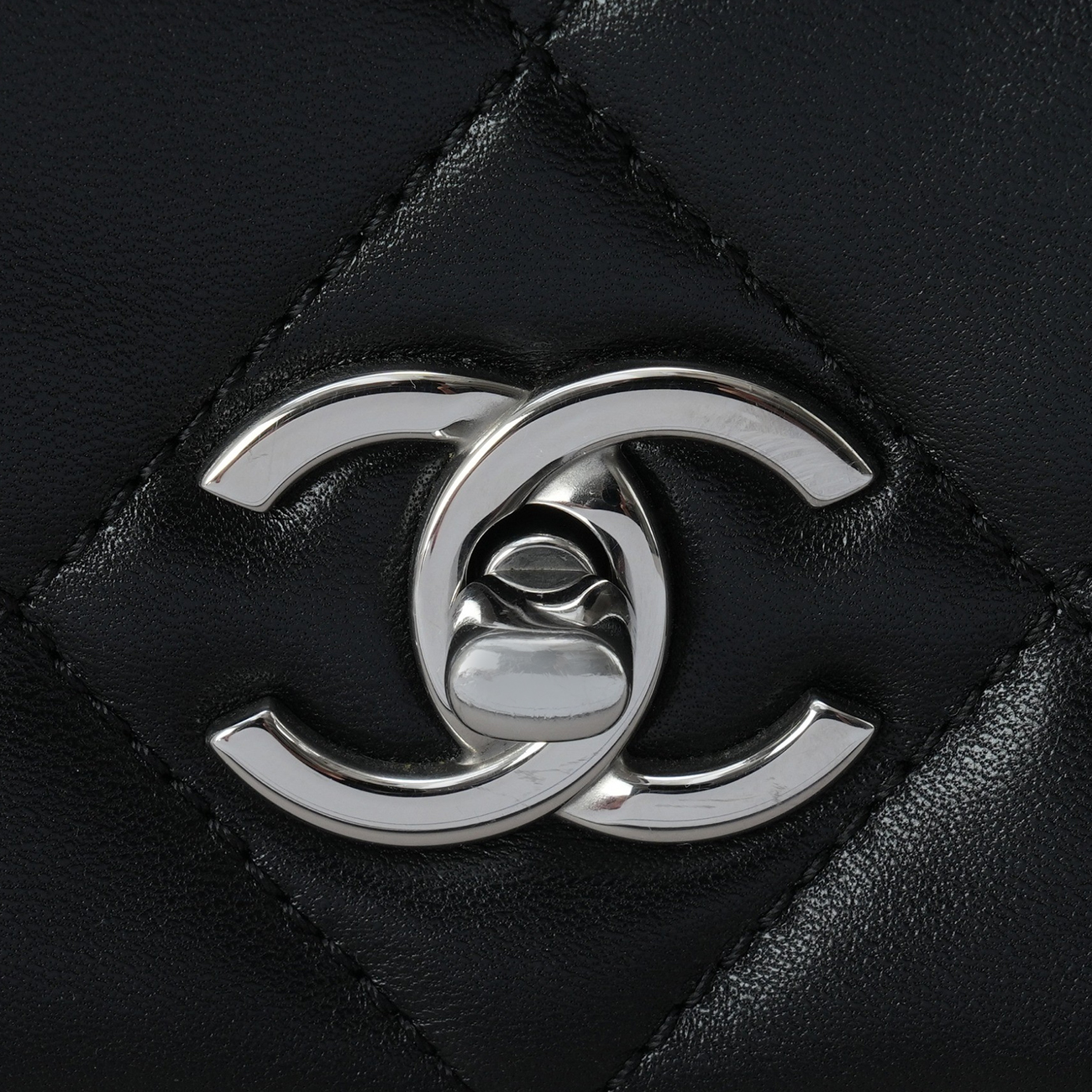 CHANEL(USED)샤넬 AS3100 시즌 체인 플랩백