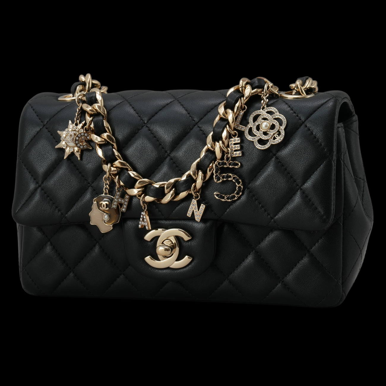 CHANEL(USED)샤넬 AS2326 시즌 램스킨 클래식 뉴미니 체인백