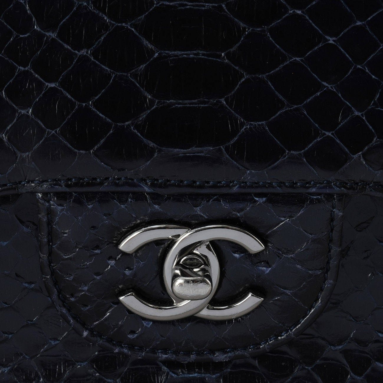 CHANEL(USED)샤넬 클래식 파이톤 라지 플랩백
