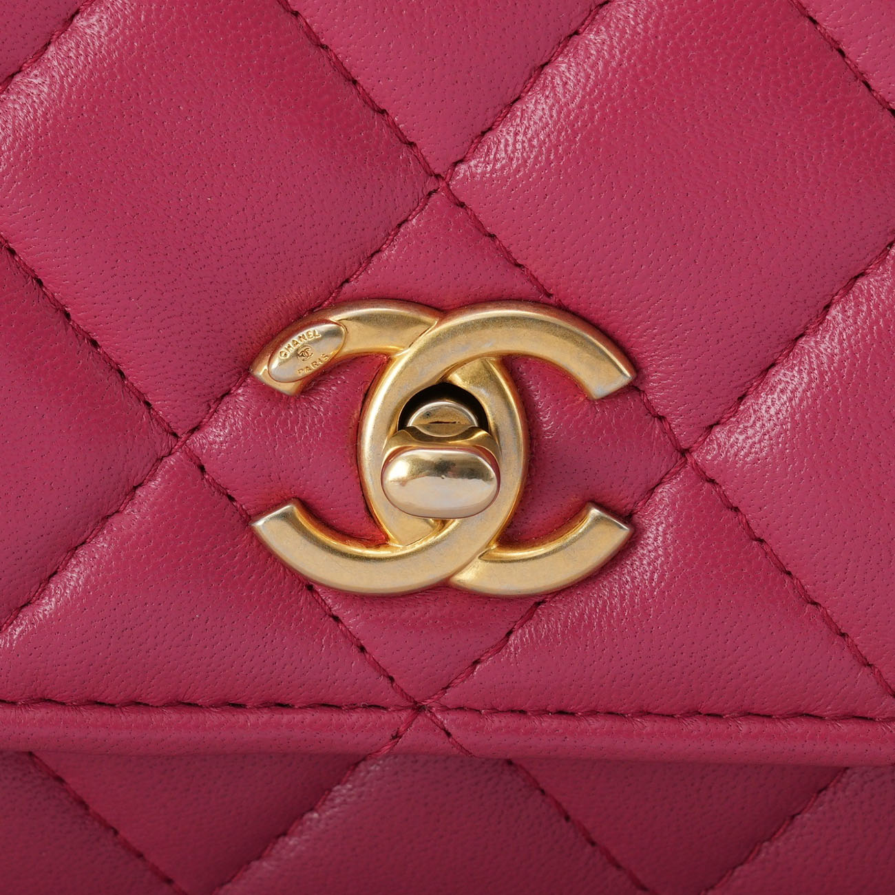 CHANEL(USED)샤넬 시즌 골든볼 WOC