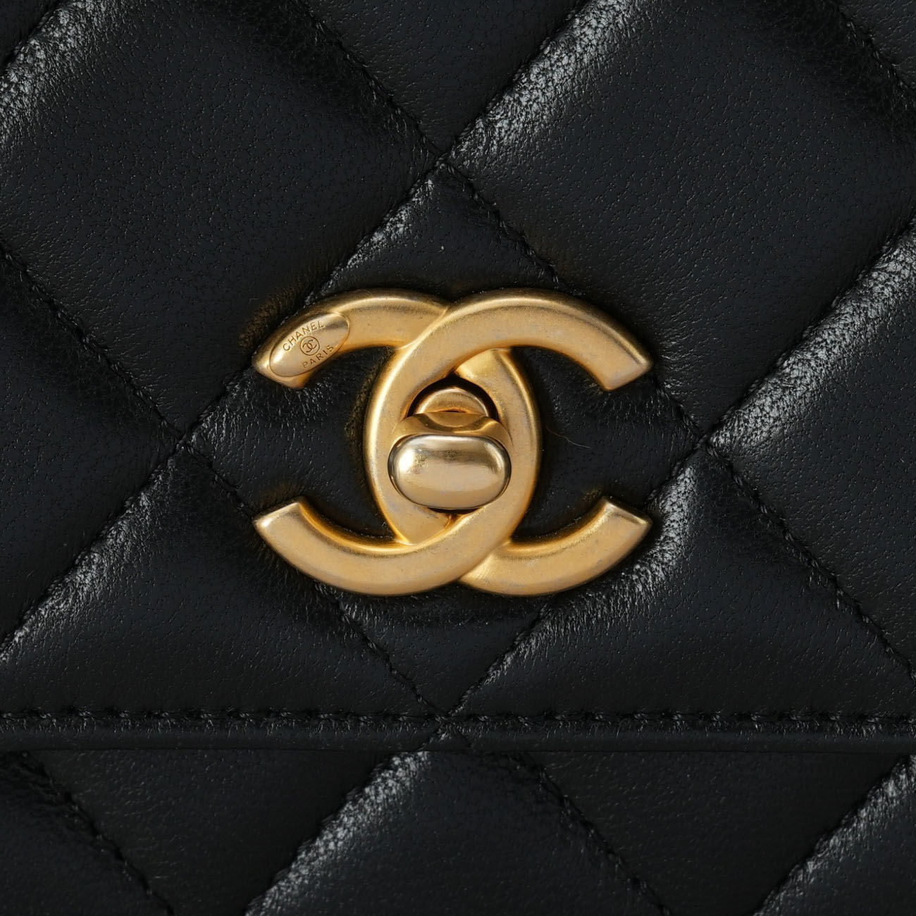 CHANEL(USED)샤넬 램스킨 골든볼 클래식 WOC
