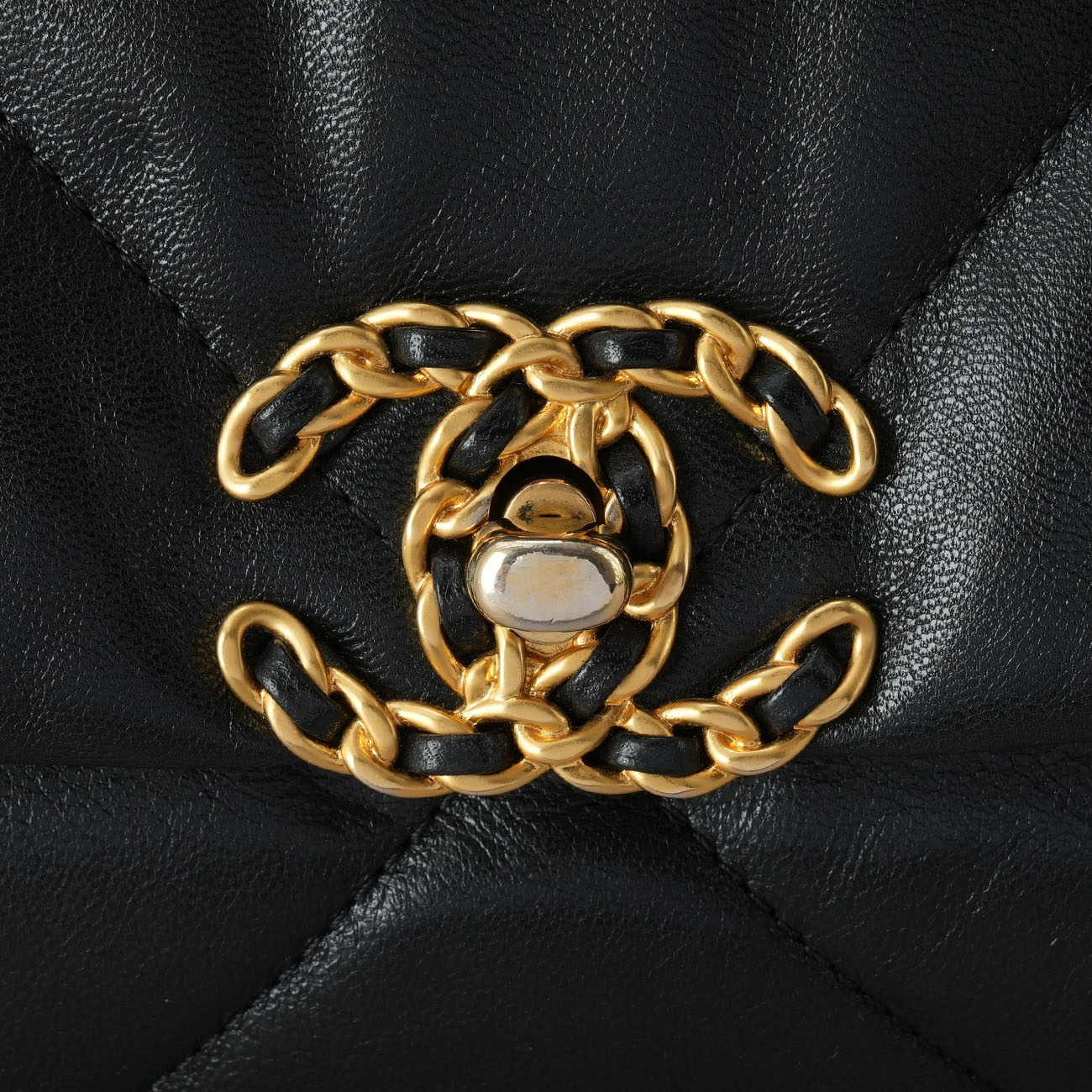 CHANEL(USED)샤넬 19백 미듐