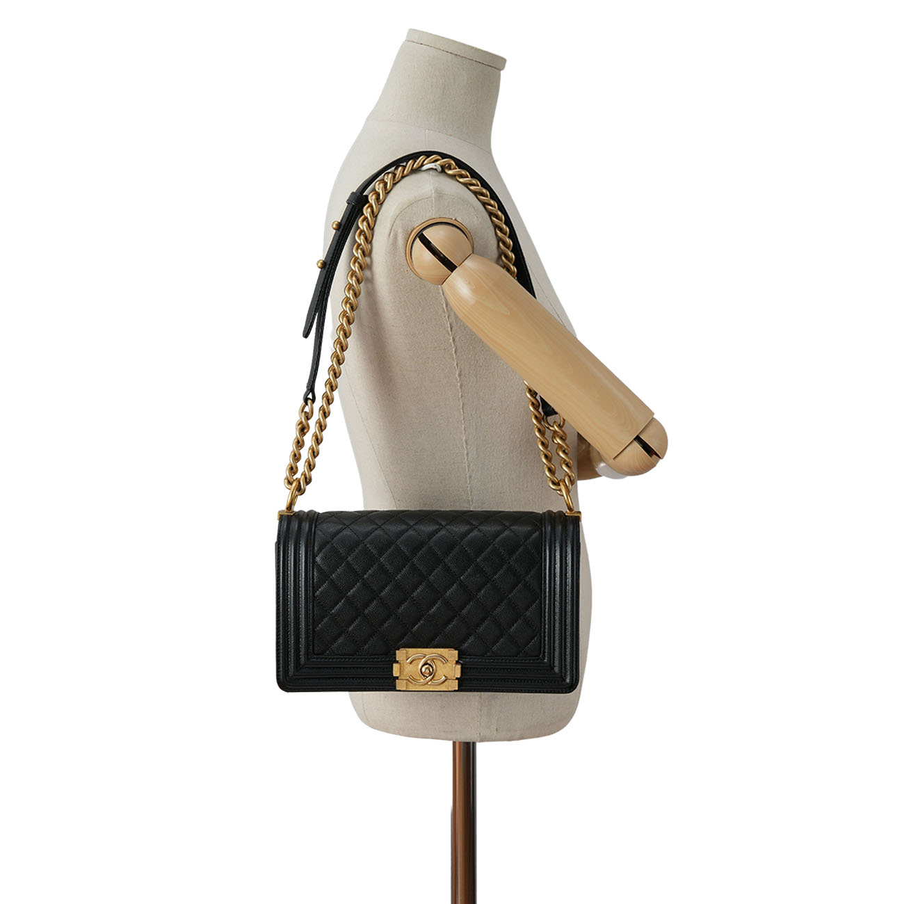 CHANEL(USED)샤넬 캐비어 보이샤넬 미듐 플랩백