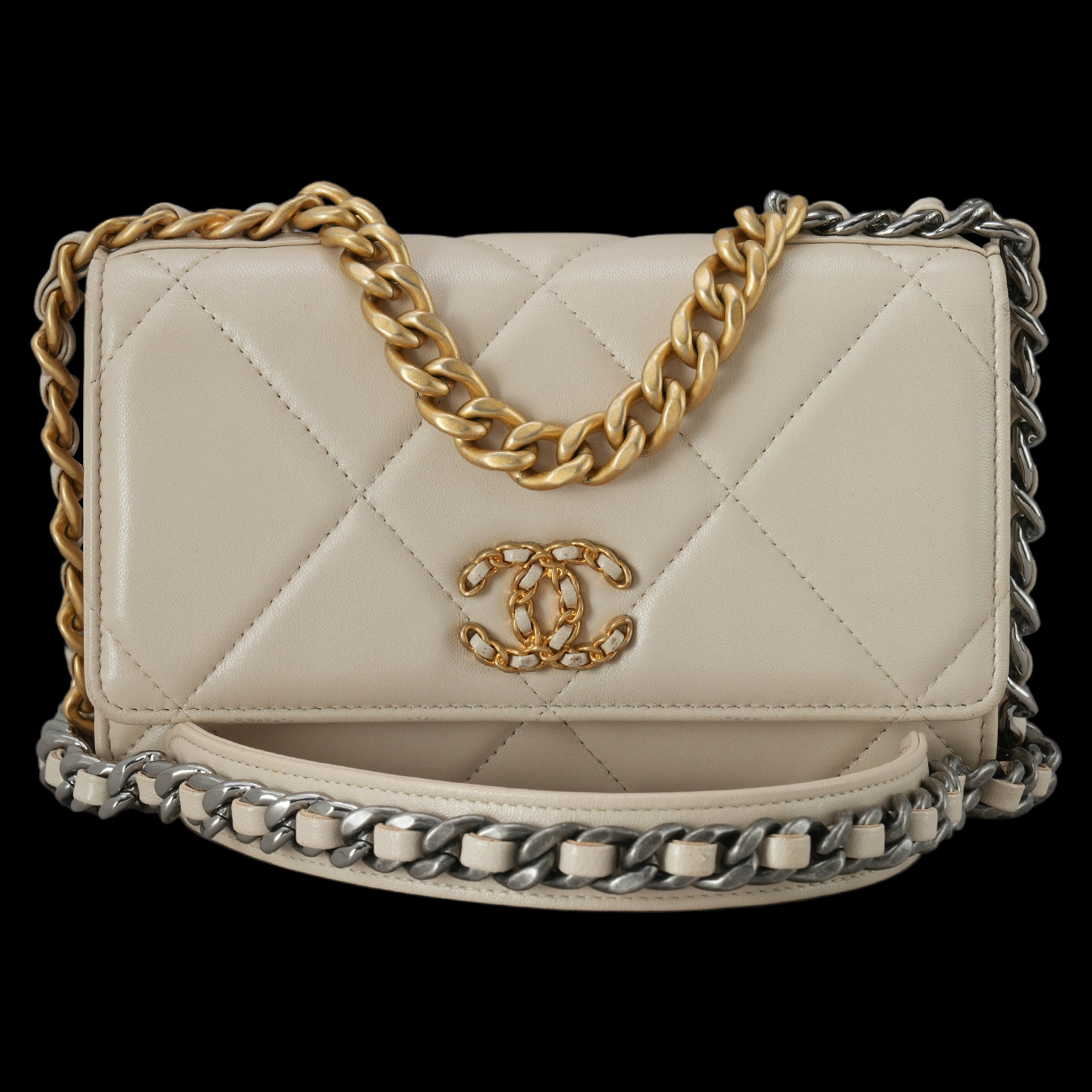 CHANEL(USED)샤넬 19 WOC