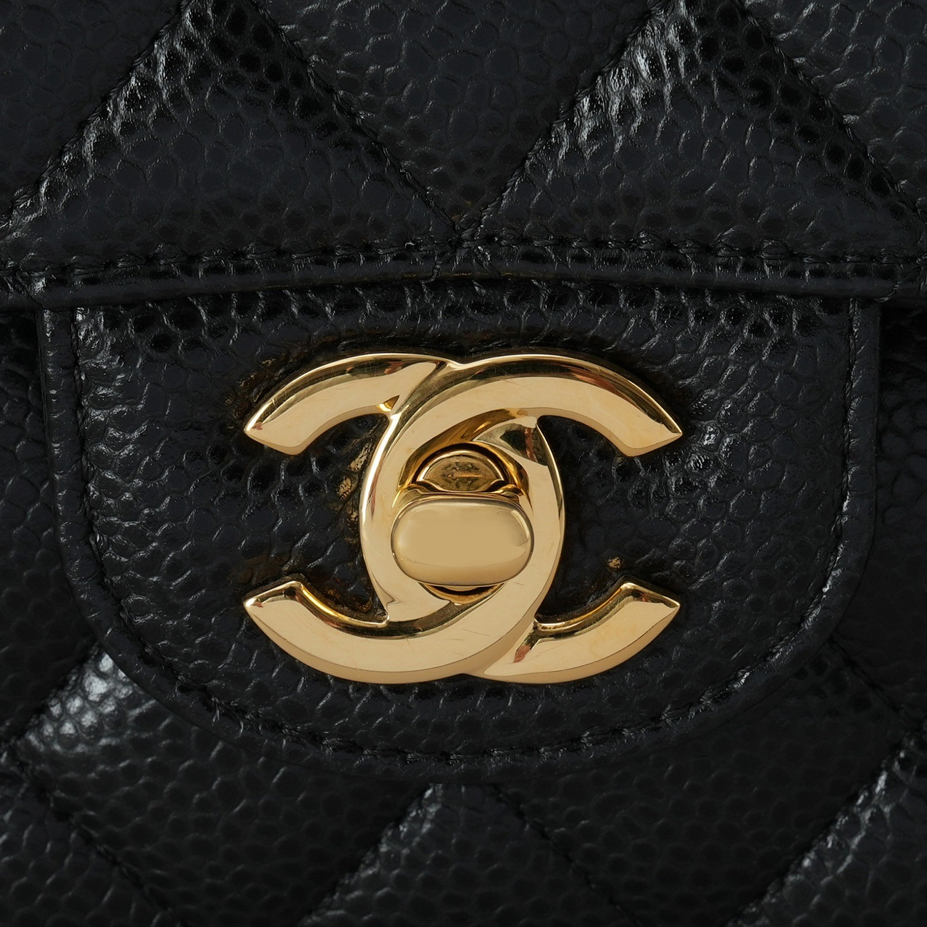 CHANEL(USED)샤넬 A01112 캐비어 클래식 미듐 플랩백