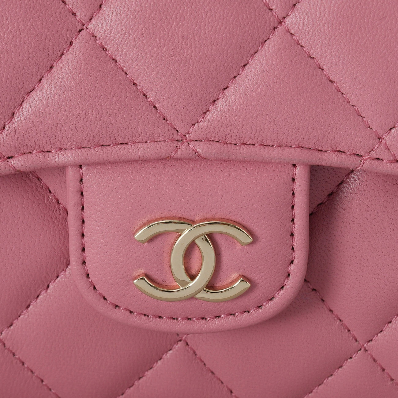 CHANEL(USED)샤넬 AP2682 램스킨 탑핸들 미니 베니티 크로스백