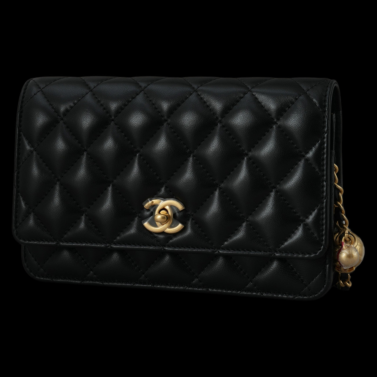 CHANEL(NEW)샤넬 클래식 램스킨 골든볼 WOC (새상품) NEW PRODUCT
