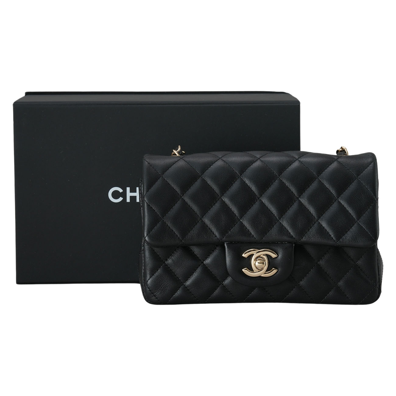 CHANEL(USED)샤넬 A69900 램스킨 클래식 뉴미니 크로스백