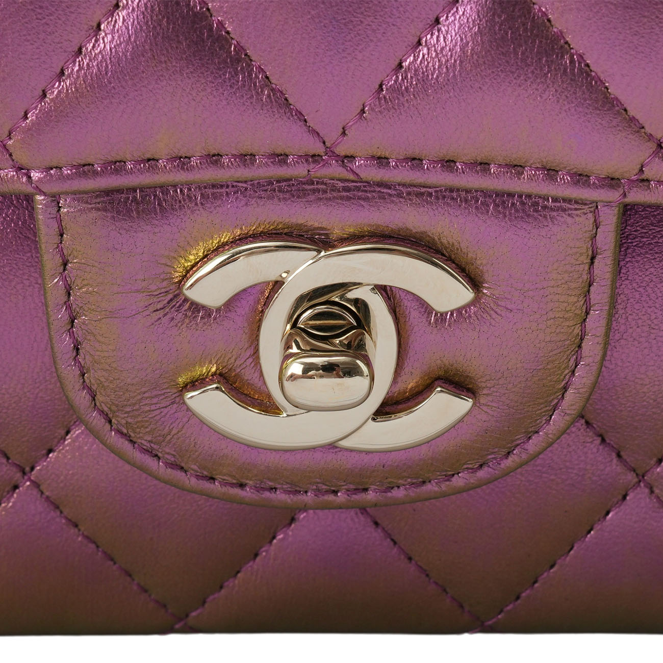 CHANEL(USED)샤넬 램스킨 클래식 미듐 플랩백