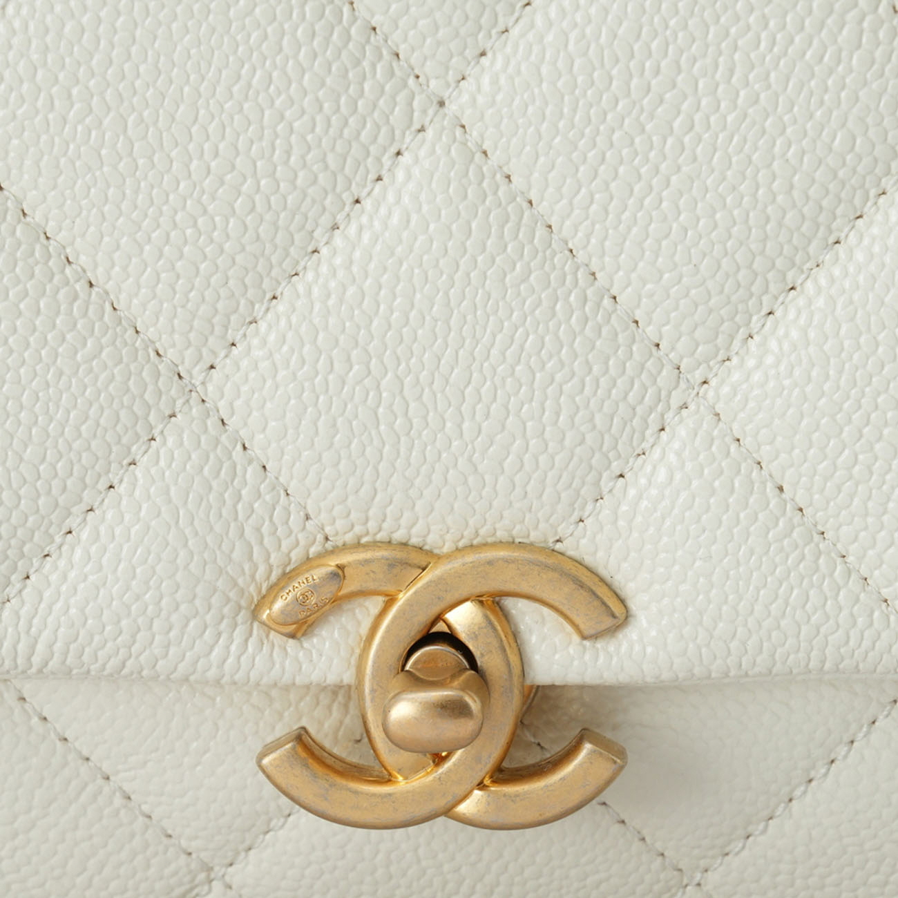 CHANEL(USED)샤넬 시즌 캐비어 체인 플랩백