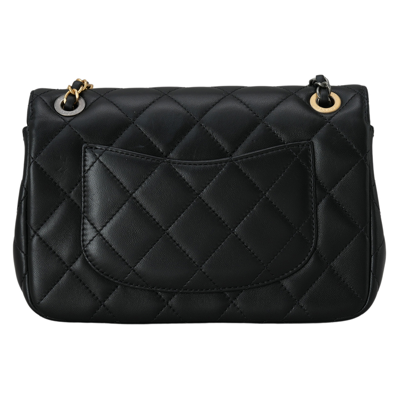 CHANEL(USED)샤넬 코코 파리스 럭키 참 체인 플랩백
