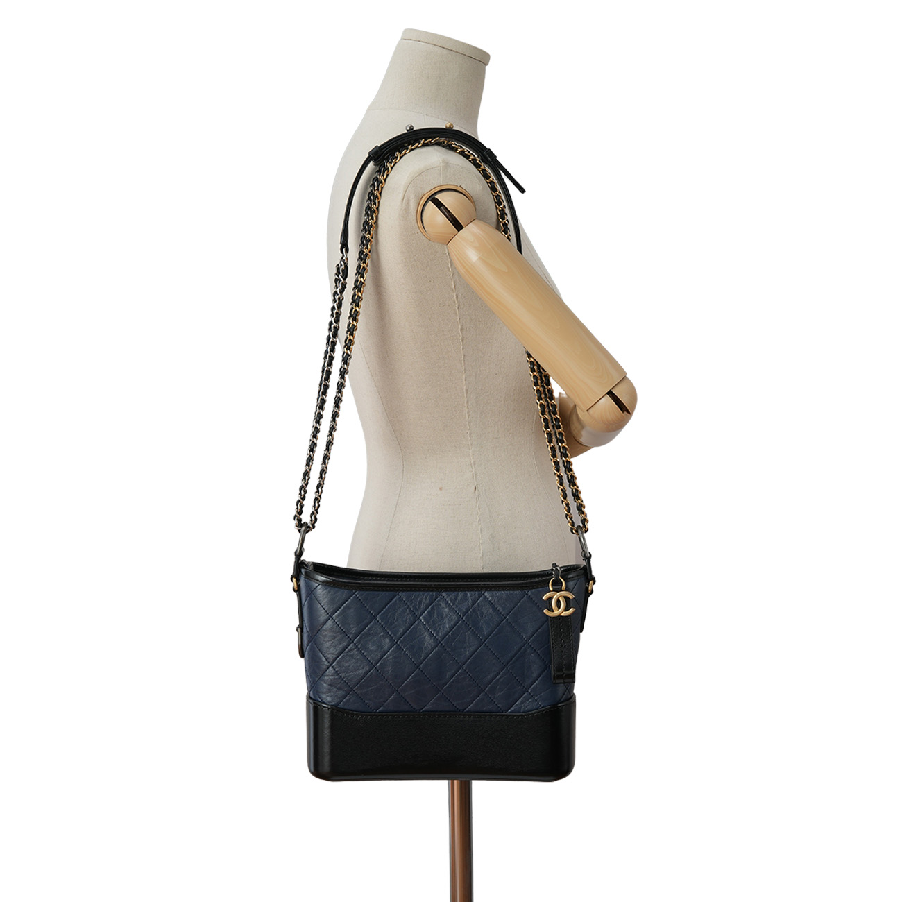 CHANEL(USED)샤넬 가브리엘 호보 뉴미듐