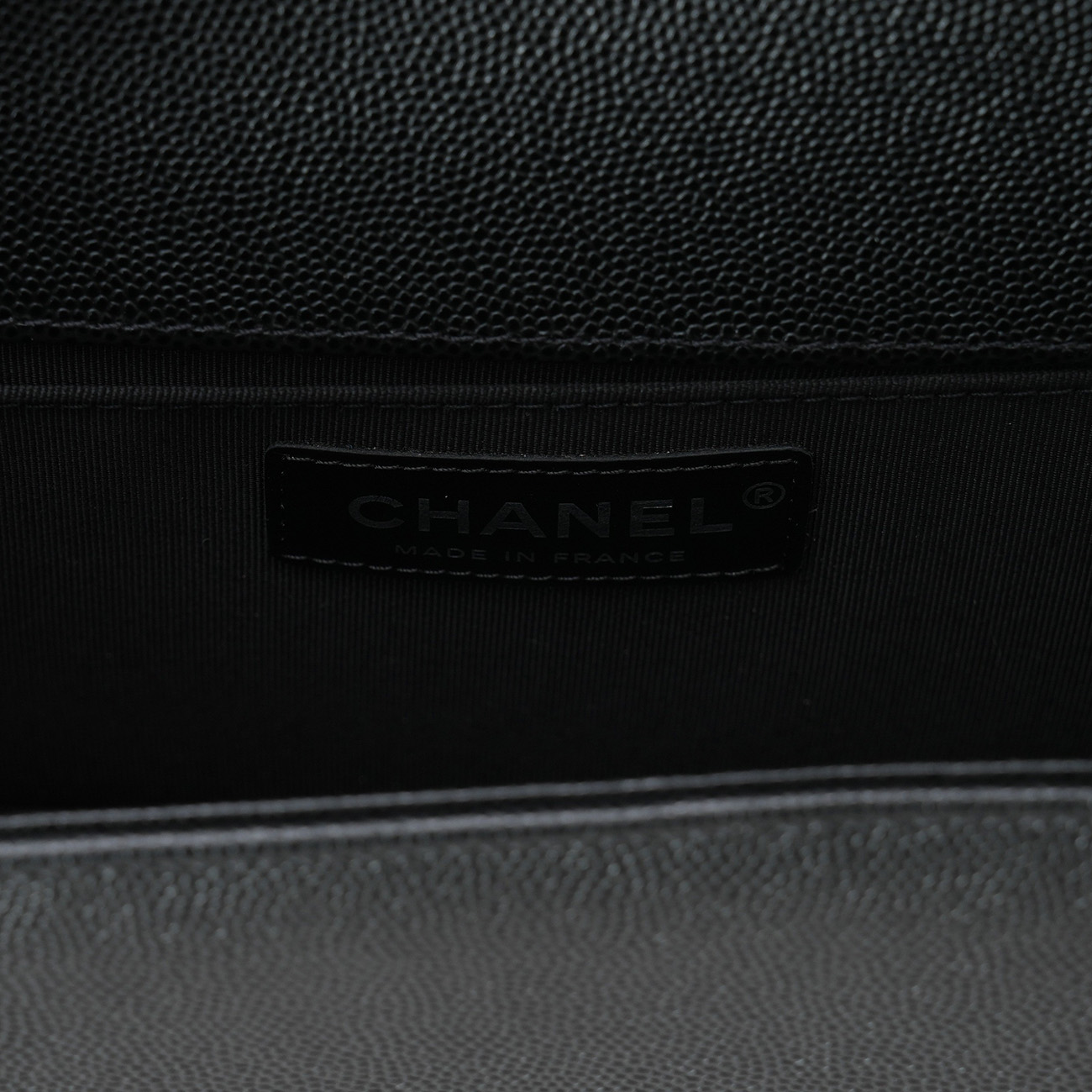 CHANEL(USED)샤넬 캐비어 보이샤넬 미듐 플랩백