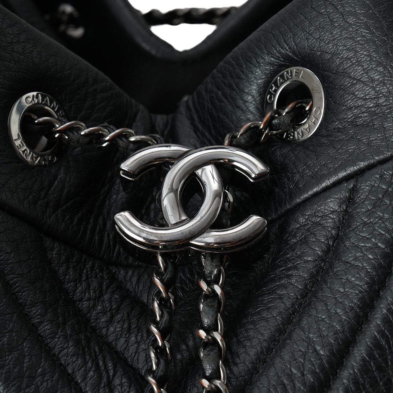 CHANEL(USED)샤넬 쉐브론 버킷백