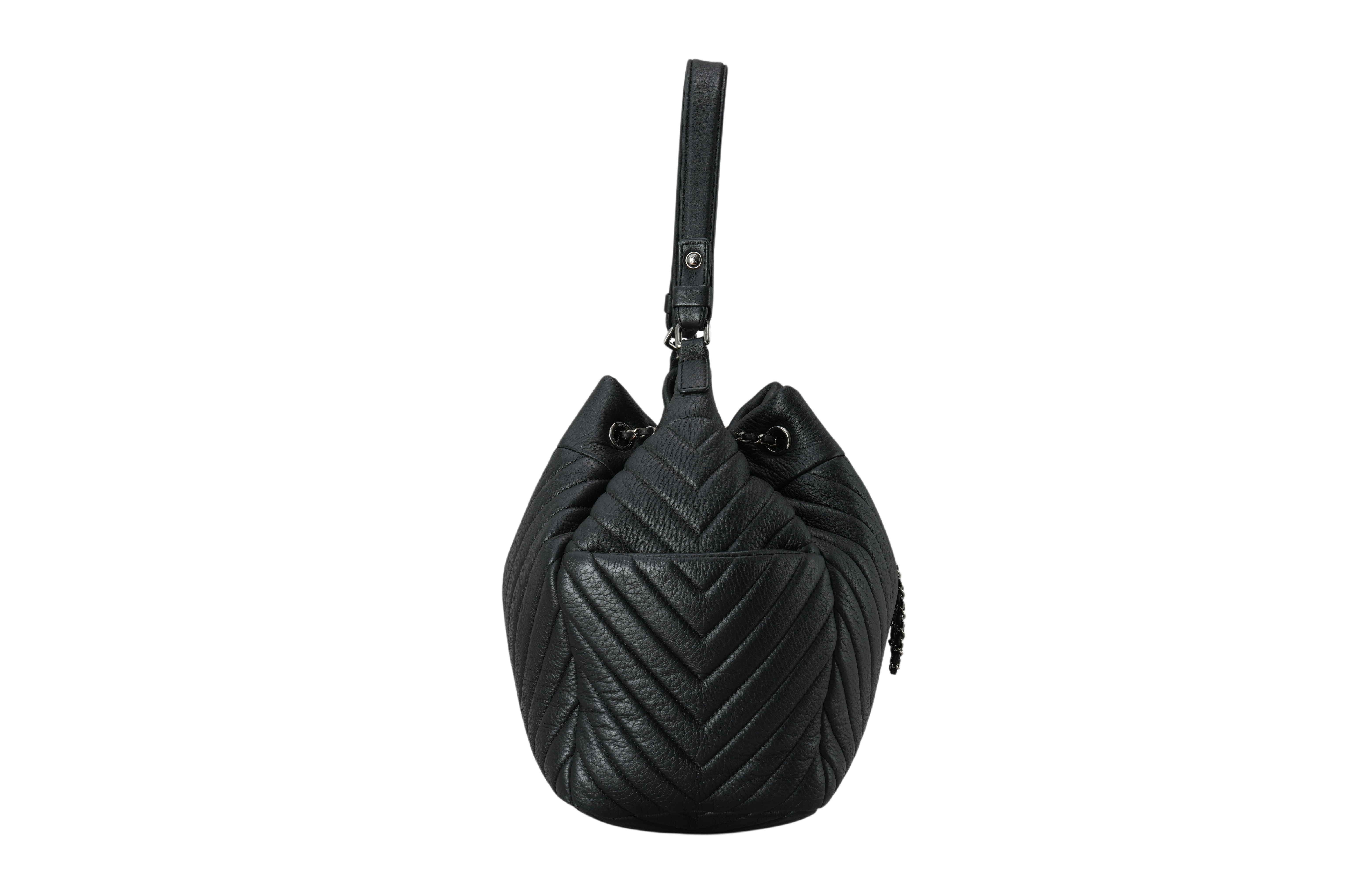 CHANEL(USED)샤넬 쉐브론 버킷백