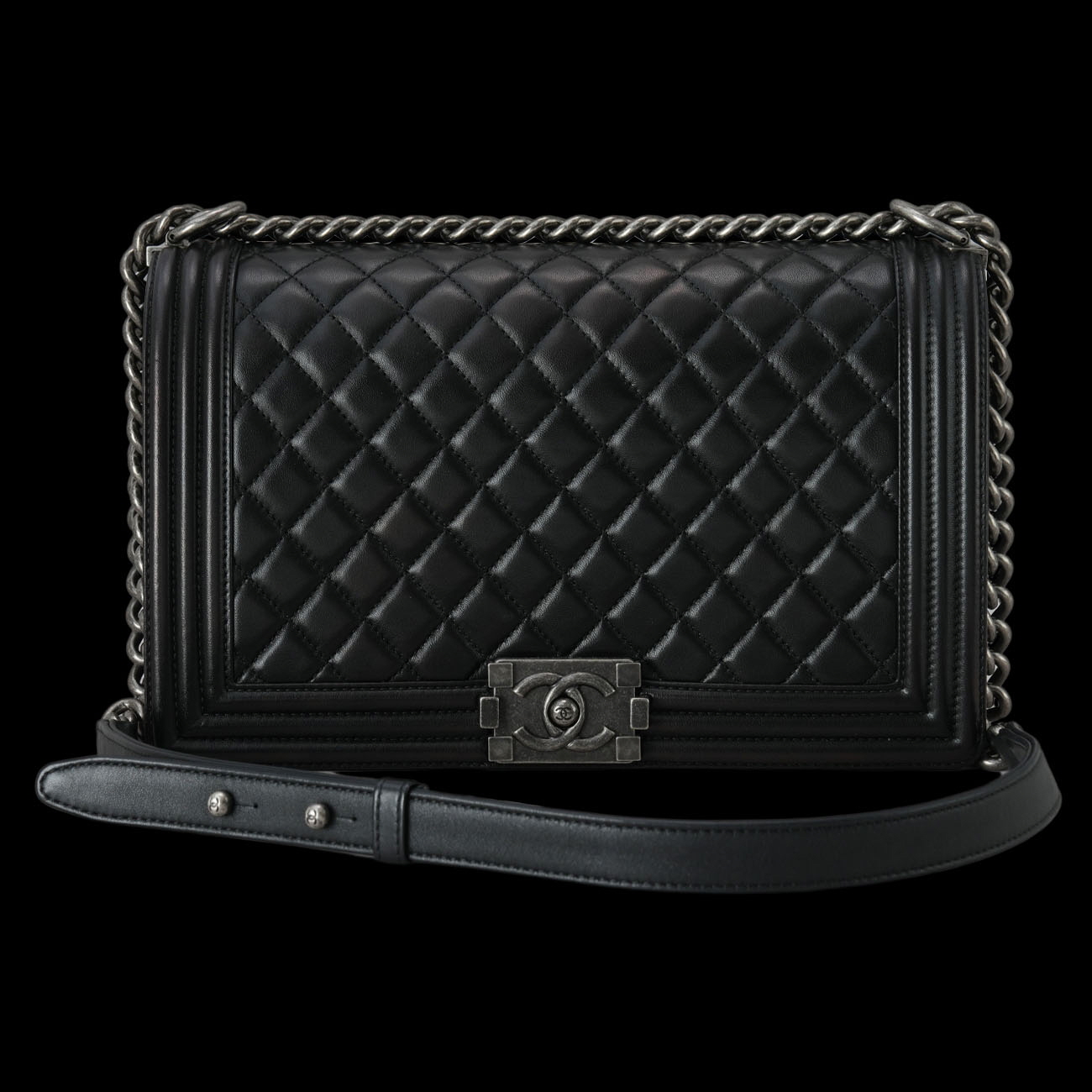 CHANEL(USED)샤넬 A92193 램스킨 보이샤넬 라지 플랩백