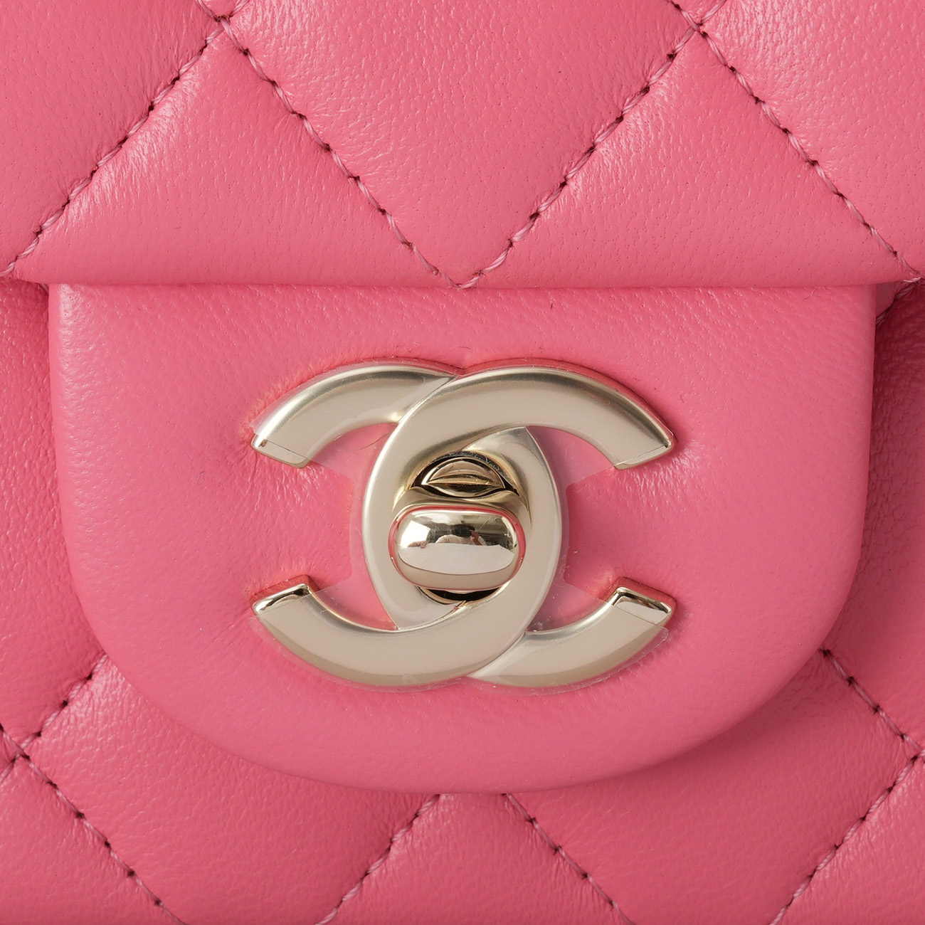 CHANEL(USED)샤넬 클래식 뉴미니 크로스백