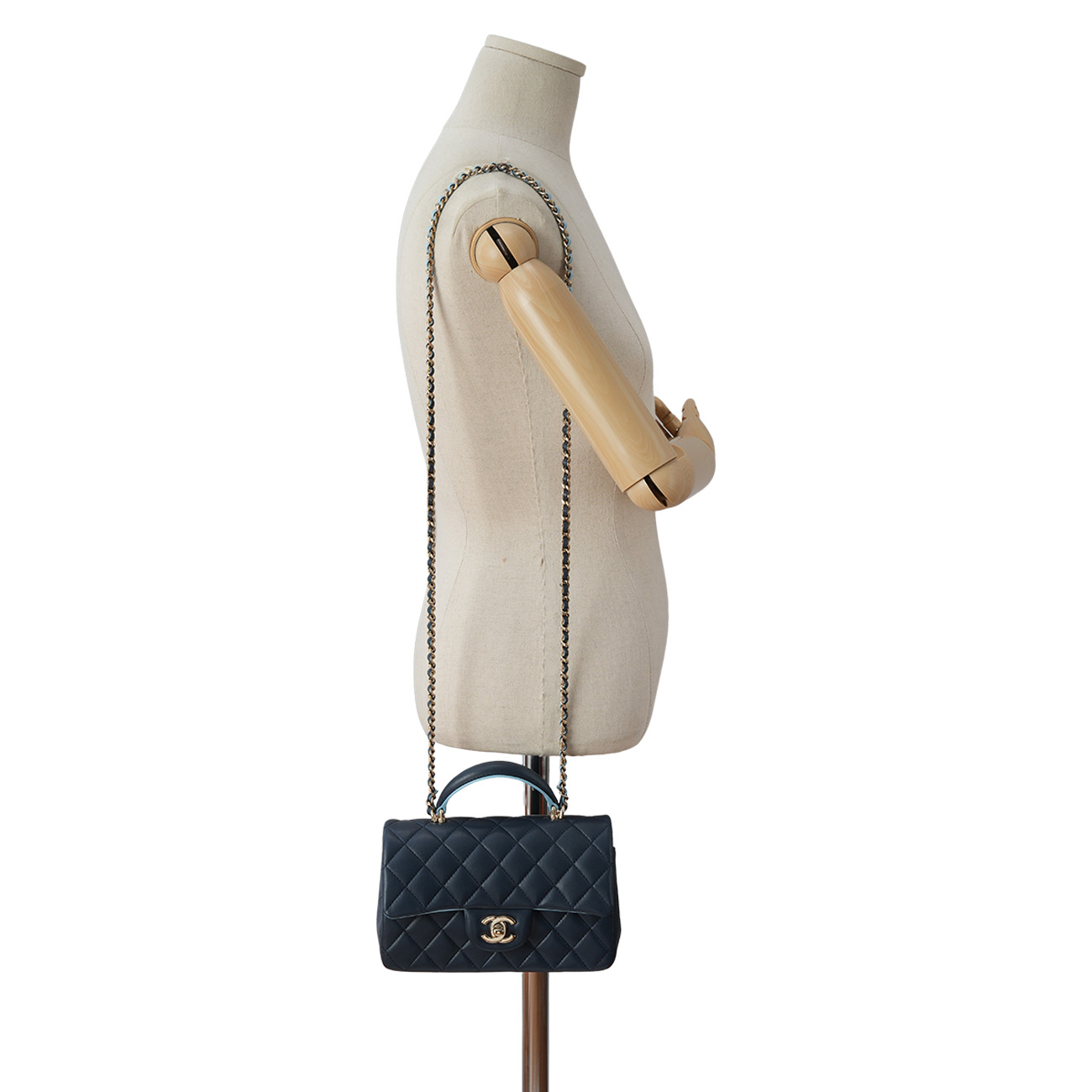 CHANEL(USED)샤넬 램스킨 클래식 뉴미니 탑핸들