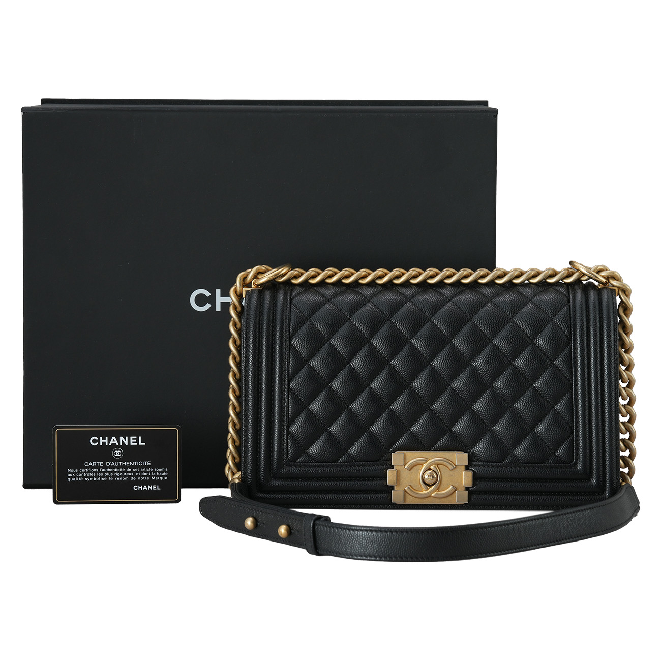 CHANEL(USED)샤넬 A67086 캐비어 보이샤넬 미듐 플랩백